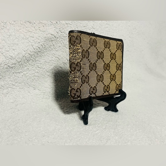 Gucci Canvas Monogram Bifold Wallet - Picture 2 of 12